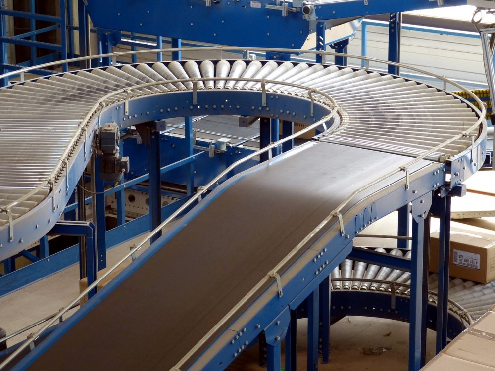 Rullbanor inom industri: En viktig del av modern materialhantering